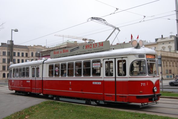 unser F-Triebwagen Nr. 711 für die Kabarett-Bim